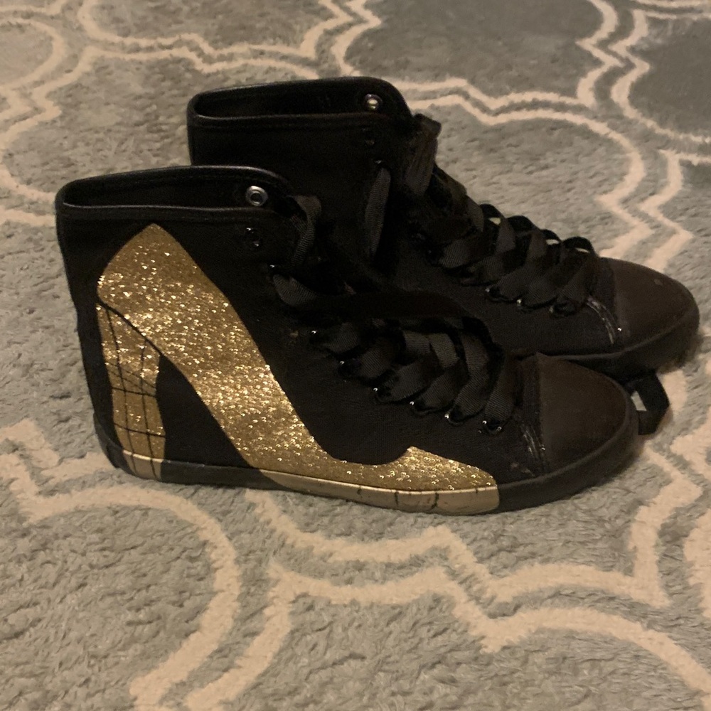 Stylish Black and Gold Oz high heel Women's High-Top Sneakers 66